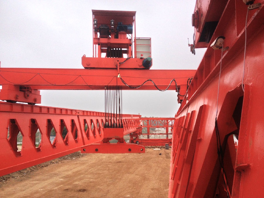 安裝架橋機(jī)安全監(jiān)控管理系統(tǒng)現(xiàn)場二