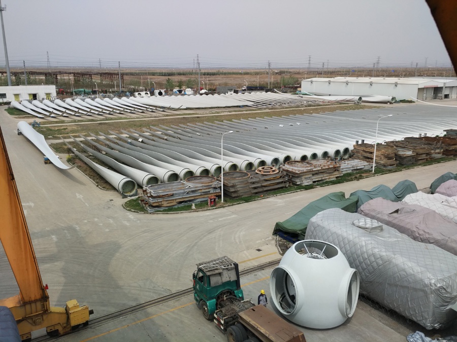 連云港門式起重機(jī)監(jiān)控系統(tǒng)安裝現(xiàn)場(chǎng)一